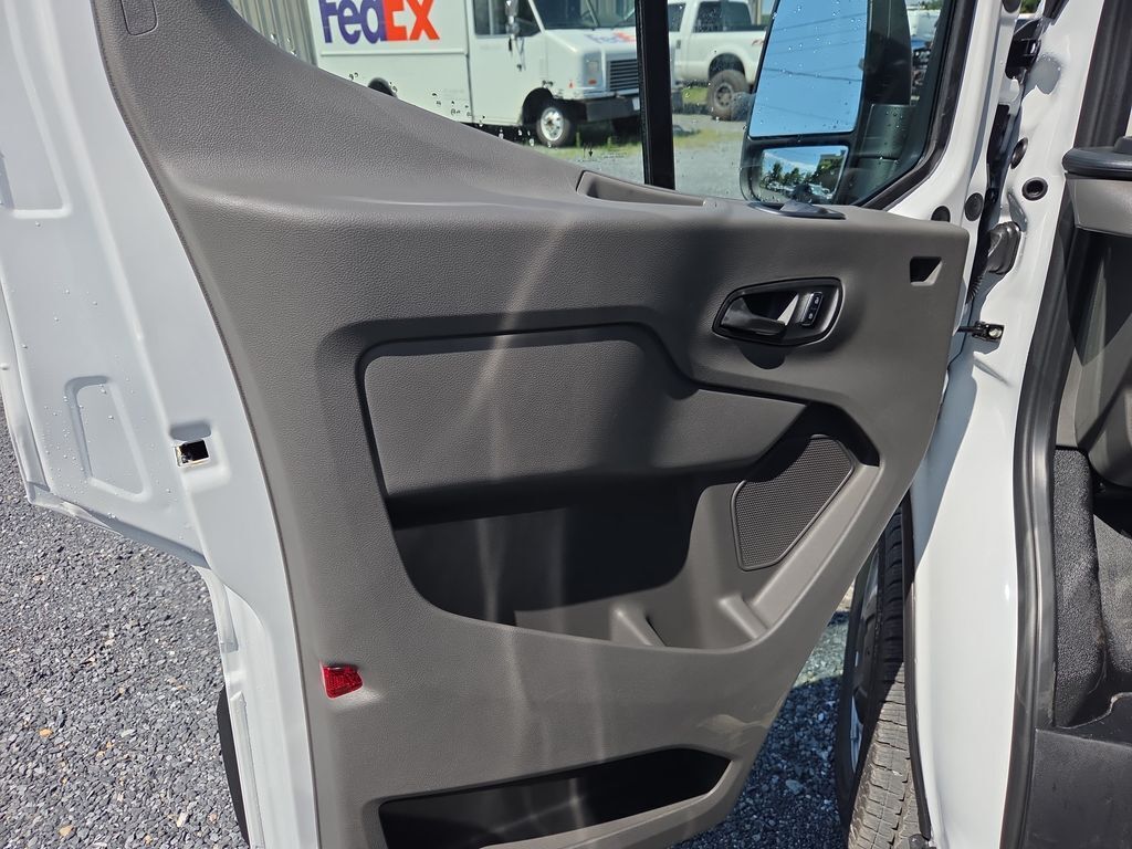 2025 Ford Transit 250