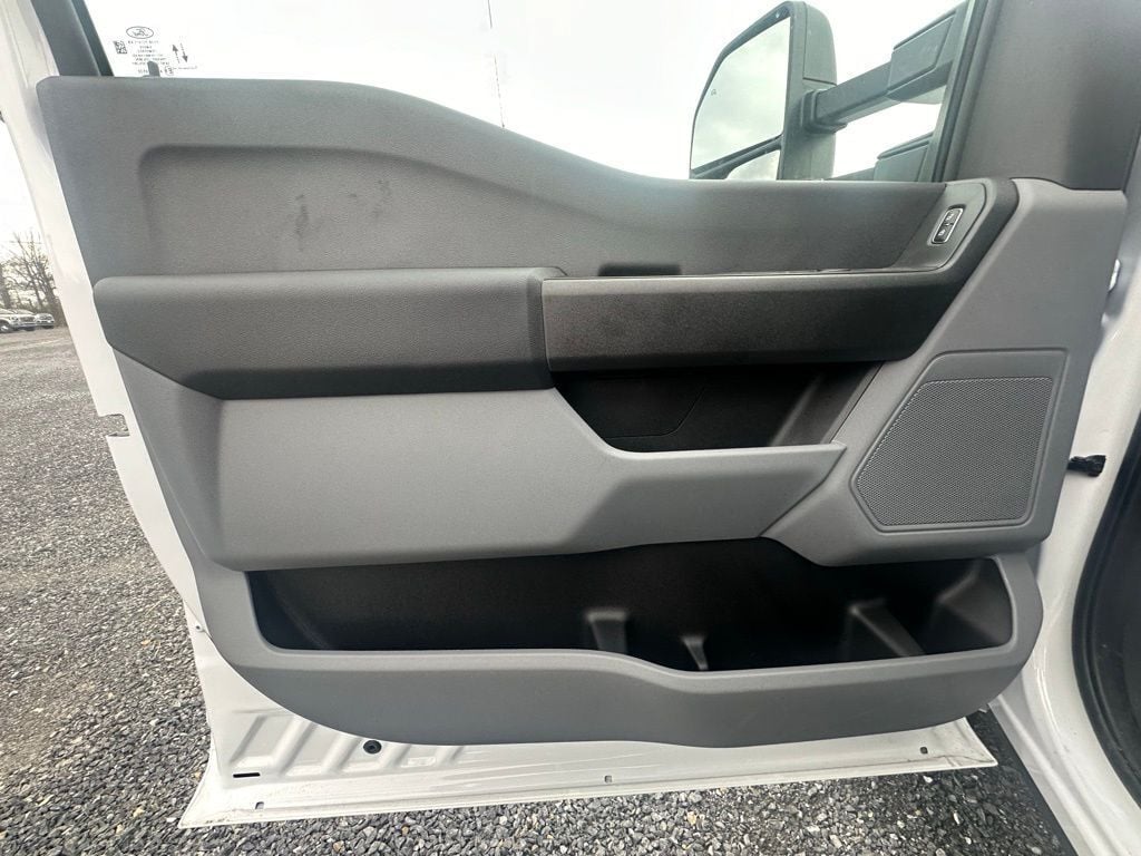 2023 Ford F-450 Super Duty 