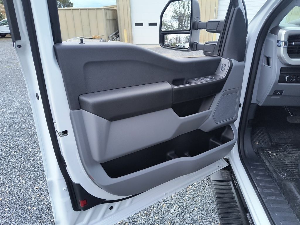 2024 Ford F-350 Super Duty XL
