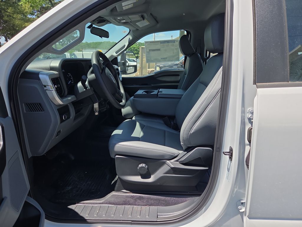2024 Ford F-450 Super Duty 
