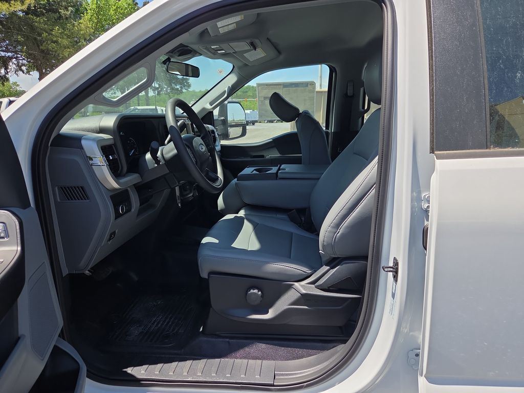 2024 Ford F-450 Super Duty 