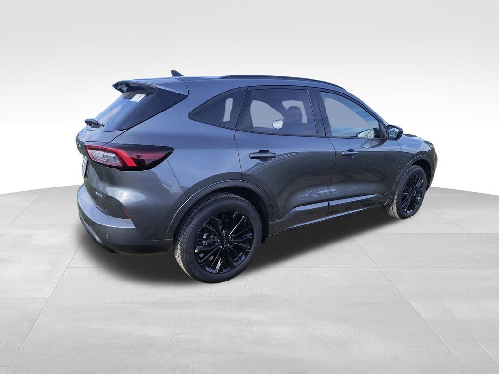 2025 Ford Escape ST-Line Elite