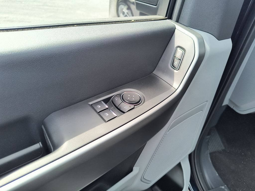 2025 Ford F-350 Super Duty XL