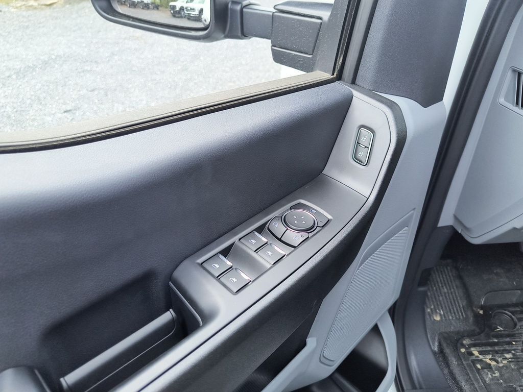 2024 Ford F-350 Super Duty XL