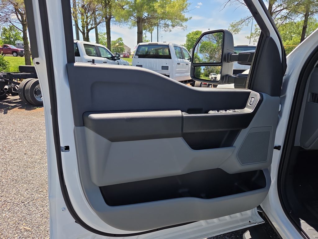 2024 Ford F-450 Super Duty 
