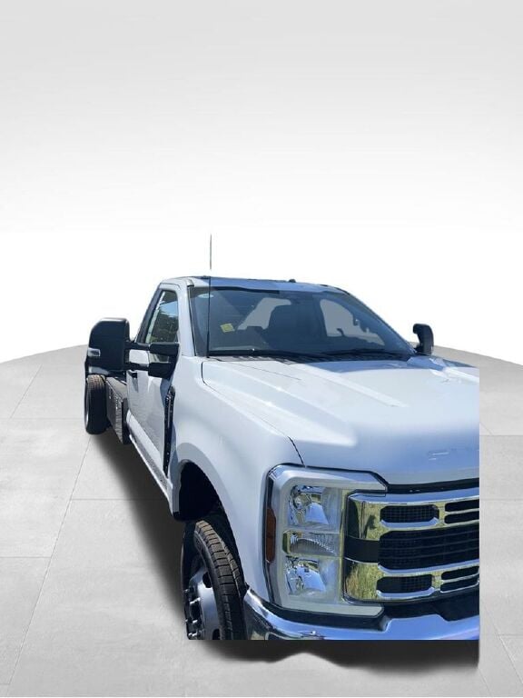 2024 Ford F-550 Super Duty 