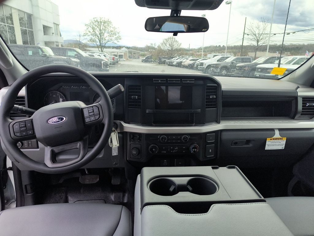 2024 Ford F-450 Super Duty 