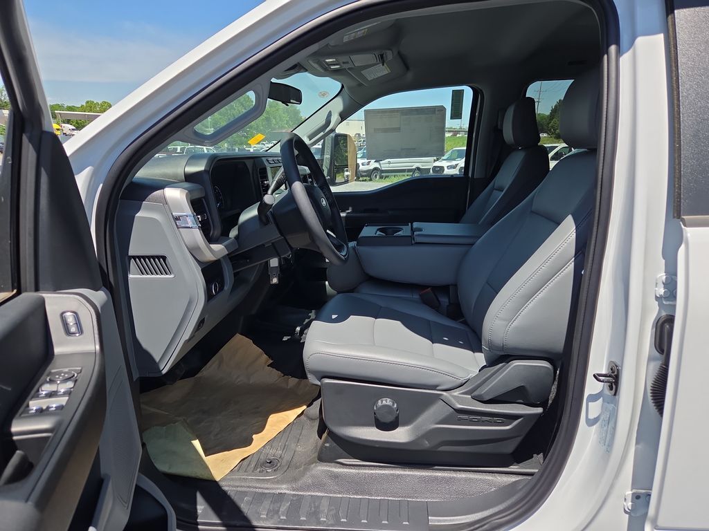 2024 Ford F-450 Super Duty 