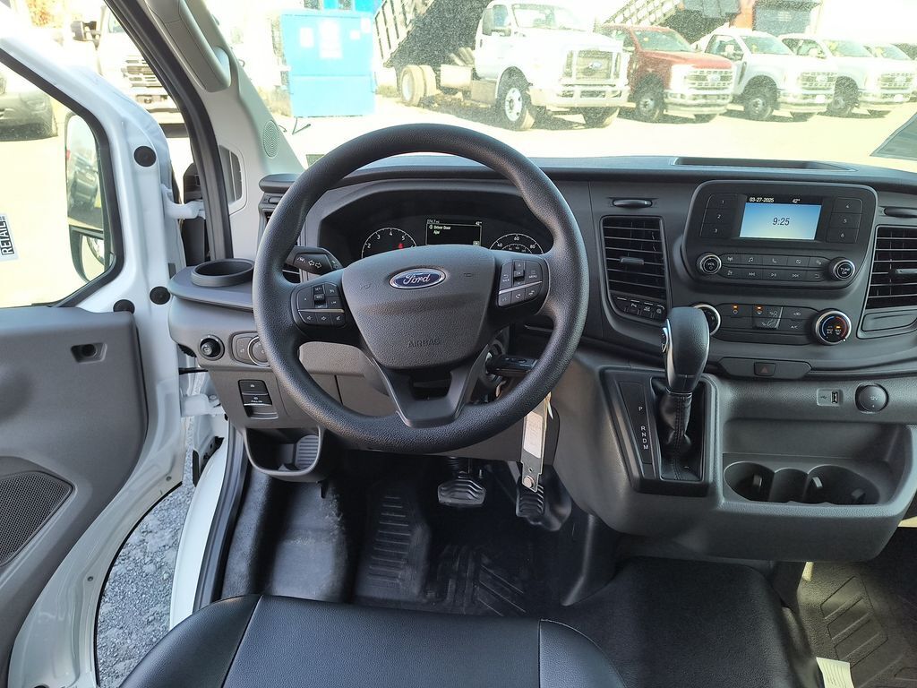 2024 Ford Transit 250