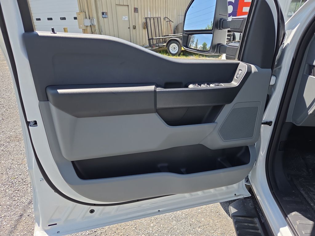 2024 Ford F-350 Super Duty XL