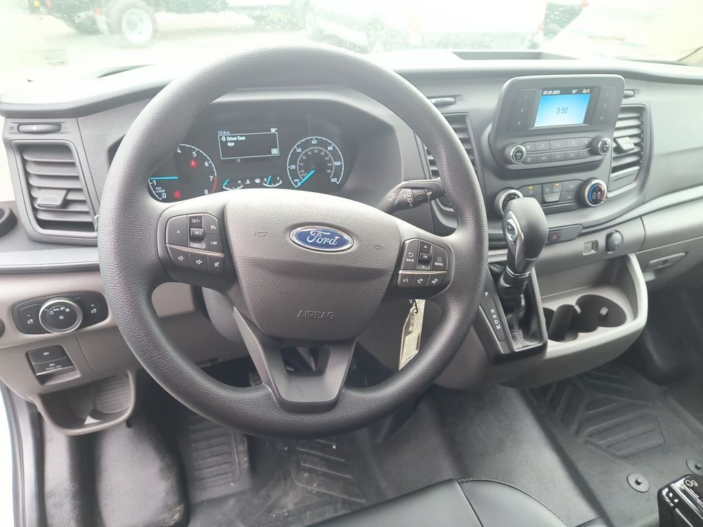 2025 Ford Transit 250