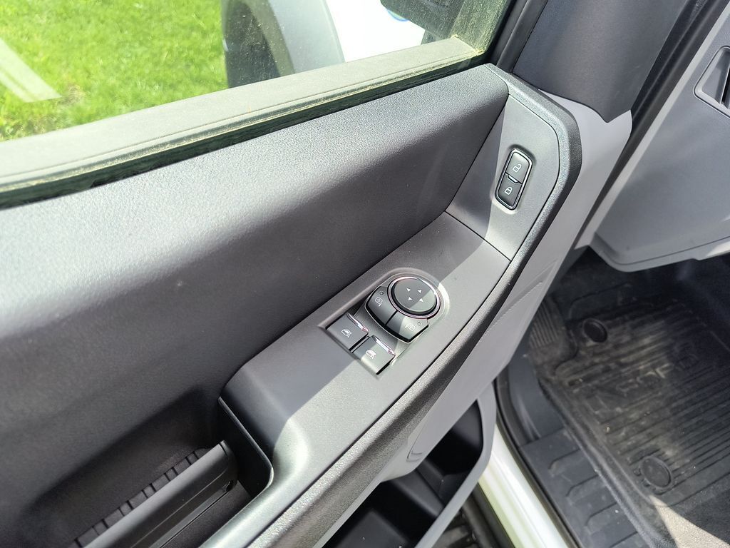 2023 Ford F-550 Super Duty 