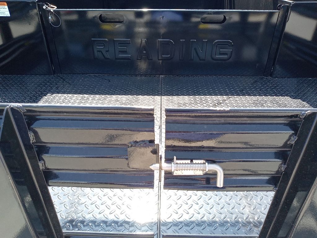 2023 Ford F-550 Super Duty 
