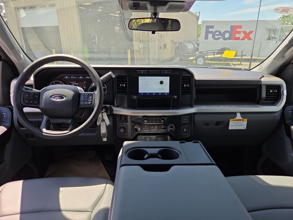 2024 Ford F-350 Super Duty XL