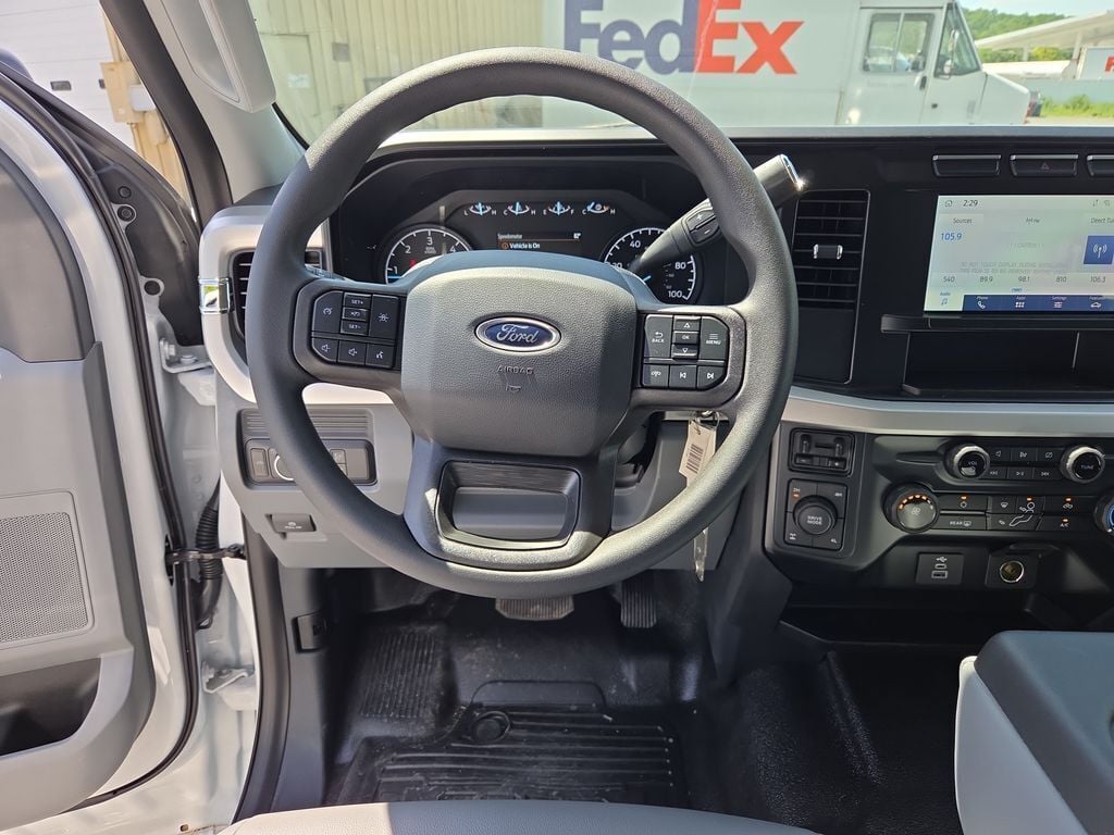 2024 Ford F-350 Super Duty XL