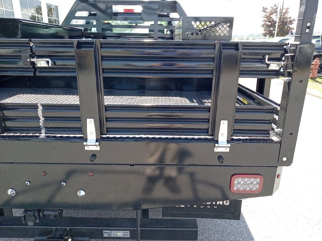 2023 Ford F-550 Super Duty 