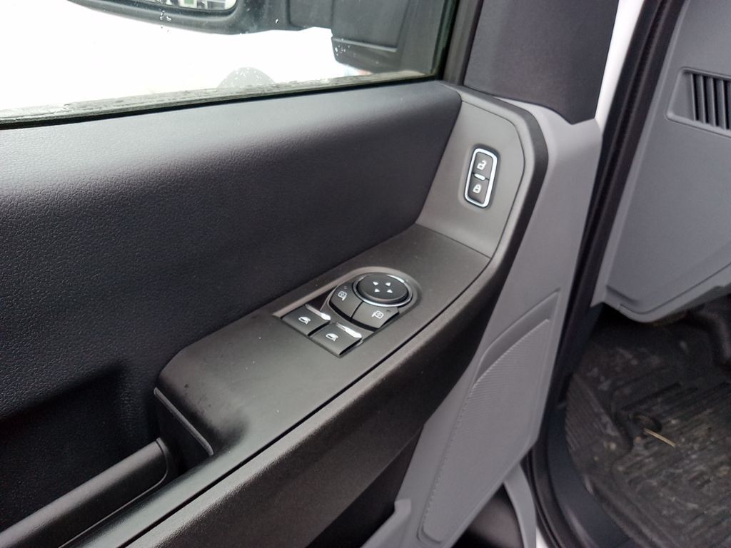 2023 Ford F-550 Super Duty 