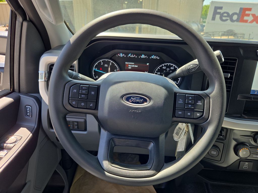 2024 Ford F-350 Super Duty XL