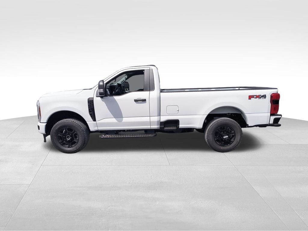 2025 Ford F-350 Super Duty XL