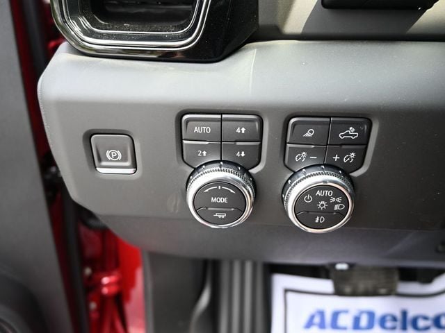 2025 GMC Sierra 2500HD AT4