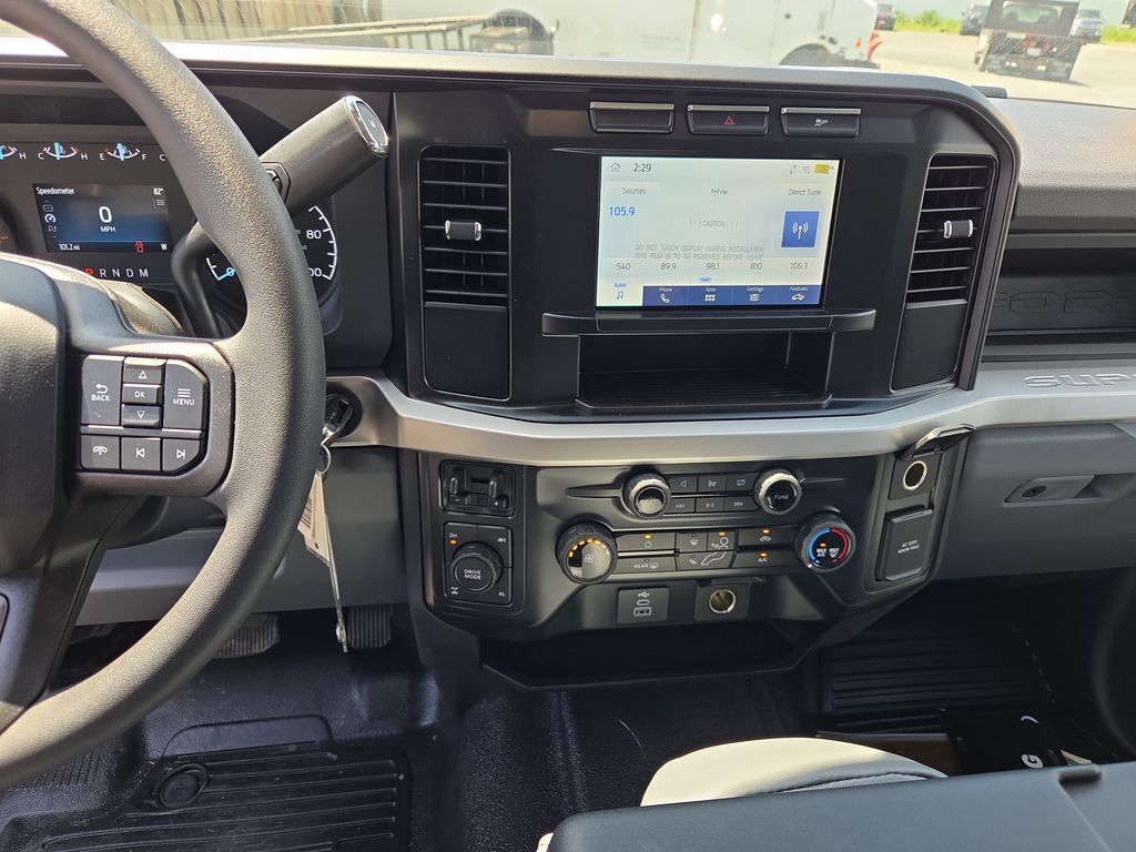 2024 Ford F-350 Super Duty XL