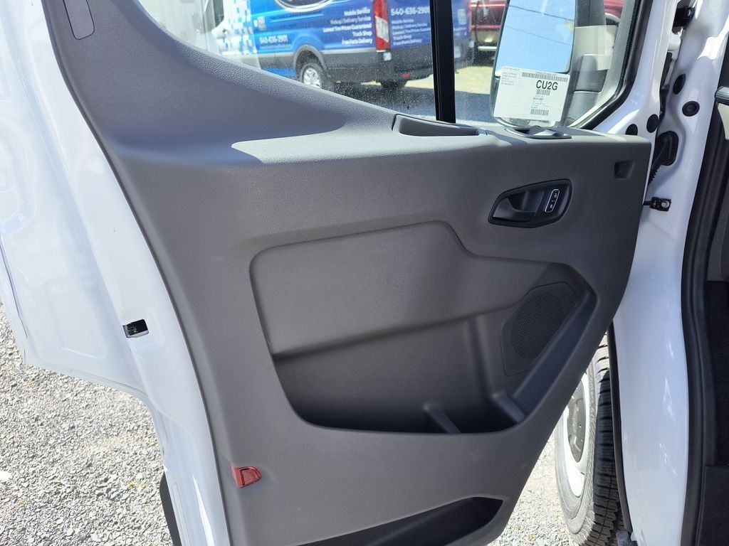 2025 Ford Transit 250