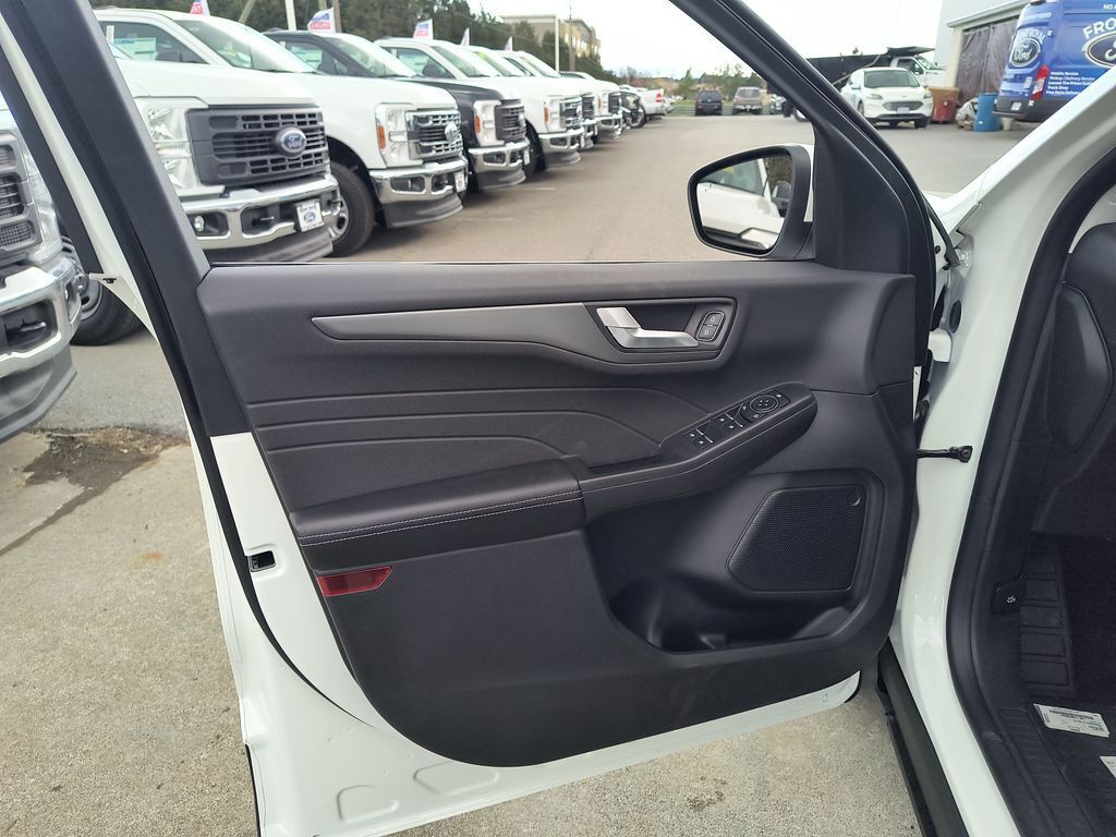 2025 Ford Escape PHEV