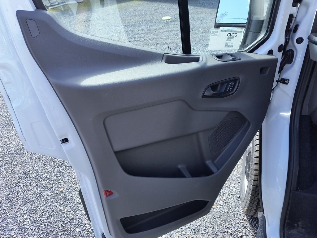 2025 Ford Transit 250