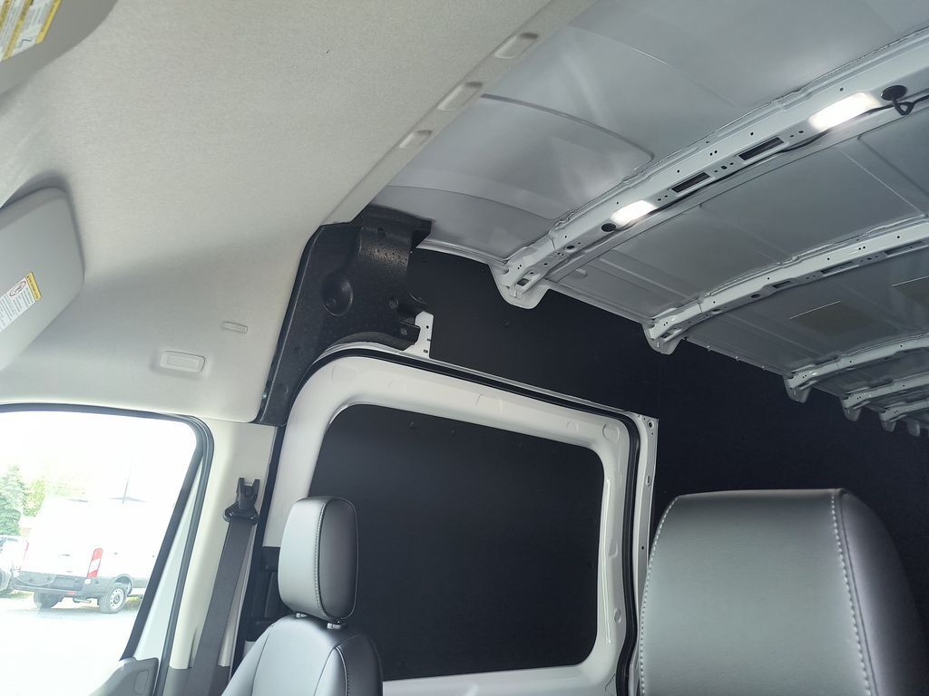 2025 Ford Transit 350