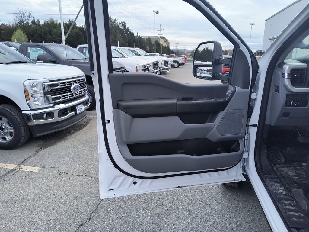 2024 Ford F-250 Super Duty XL