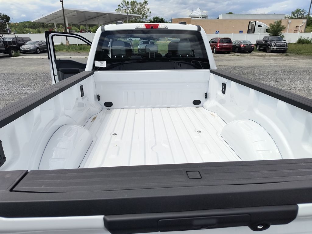2025 Ford F-350 Super Duty XL