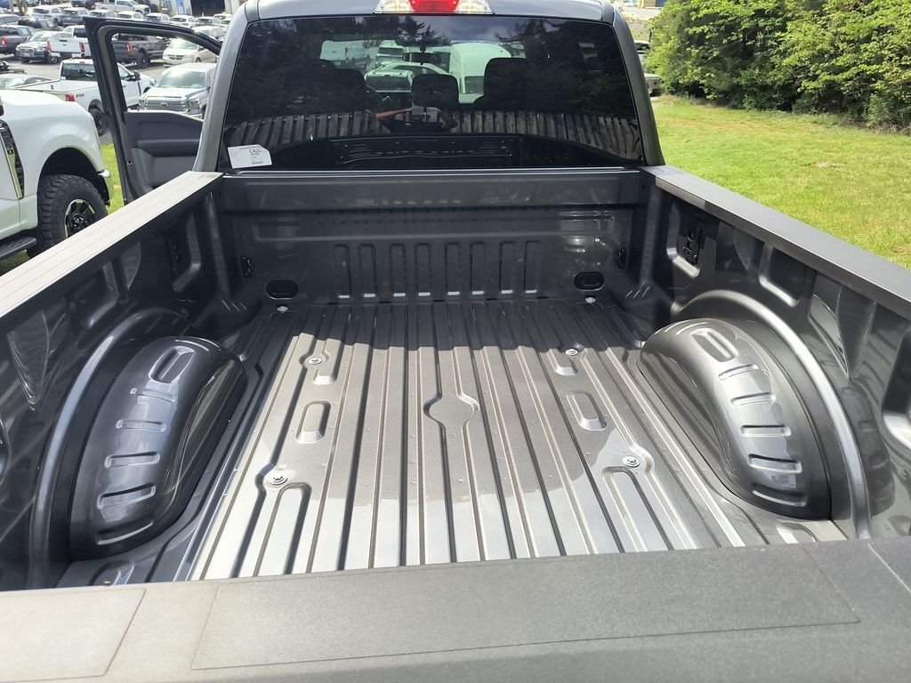 2025 Ford F-350 Super Duty XLT