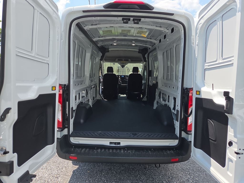 2025 Ford Transit 250