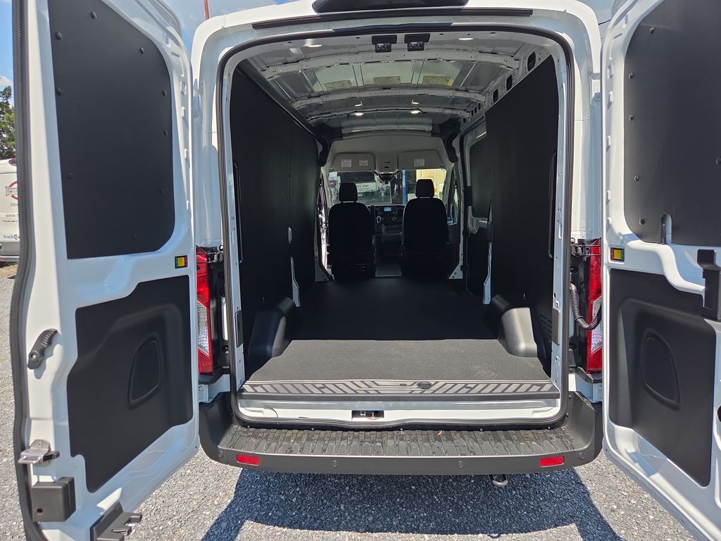 2025 Ford Transit 250