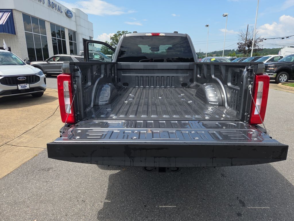 2025 Ford F-250 Super Duty XL