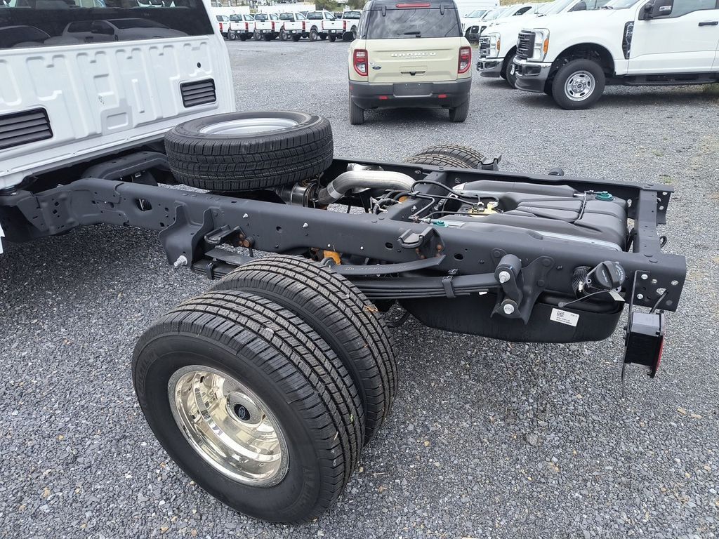 2024 Ford F-350 Super Duty XL