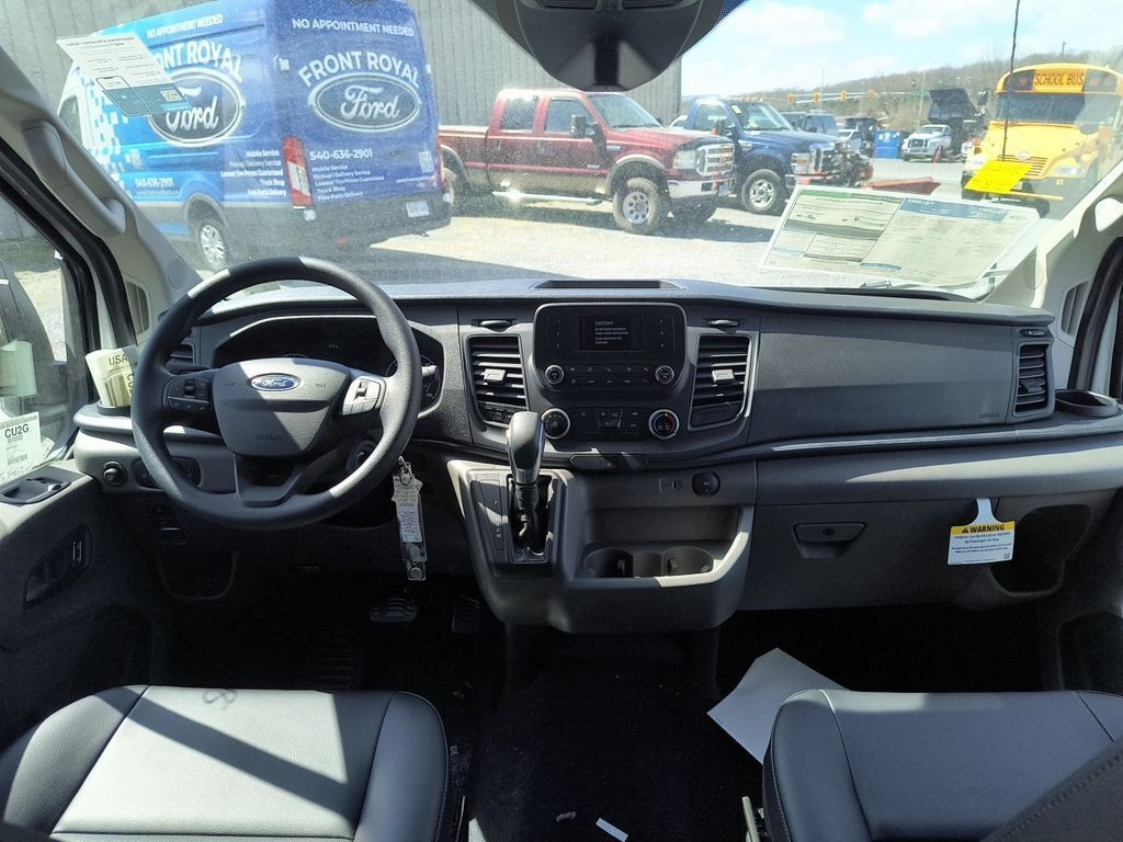 2025 Ford Transit 250