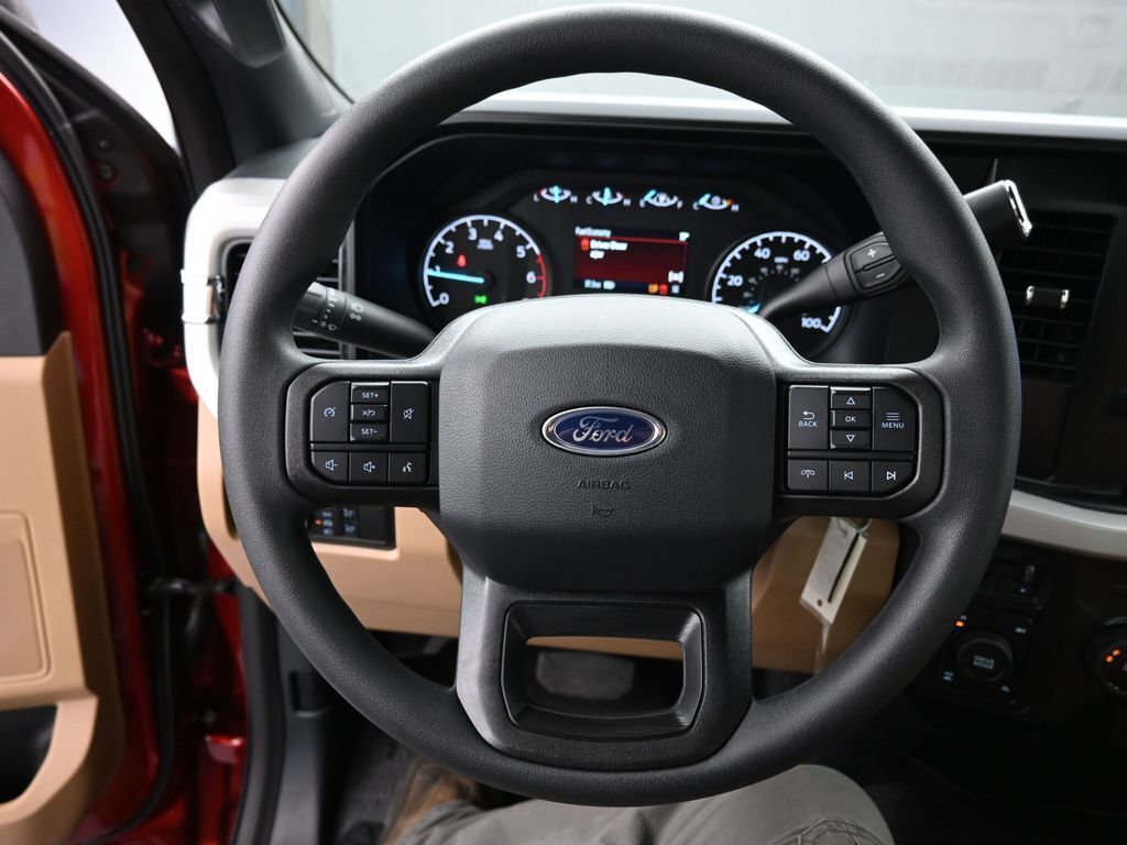 2025 Ford F-350 Super Duty XLT