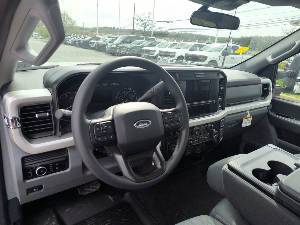 2025 Ford F-250 Super Duty XLT
