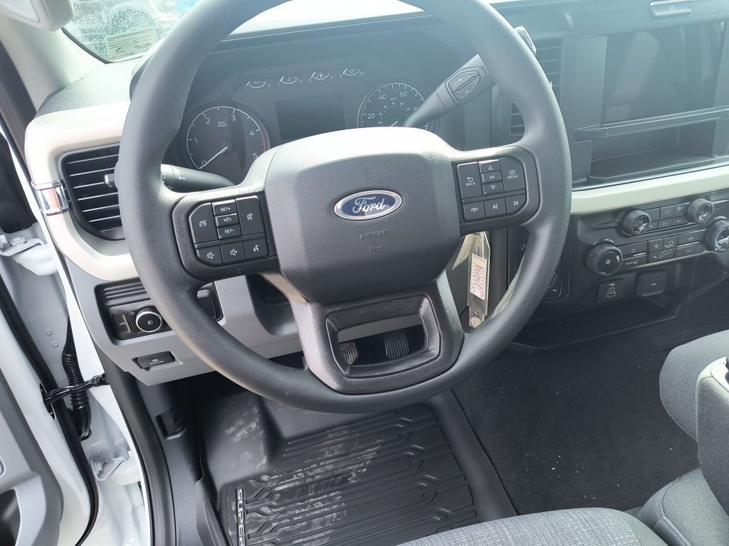 2025 Ford F-250 Super Duty XLT