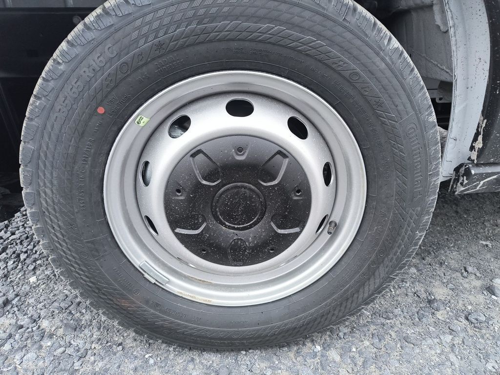 2025 Ford Transit 250