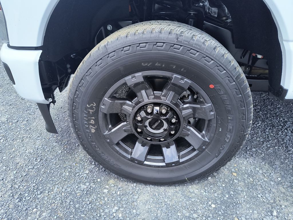 2025 Ford F-350 Super Duty XL