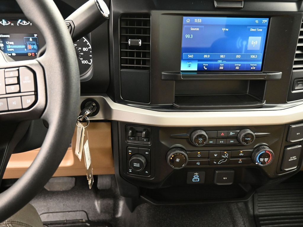 2025 Ford F-350 Super Duty XLT