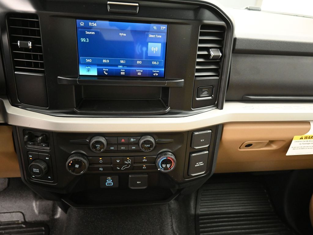 2025 Ford F-350 Super Duty XLT