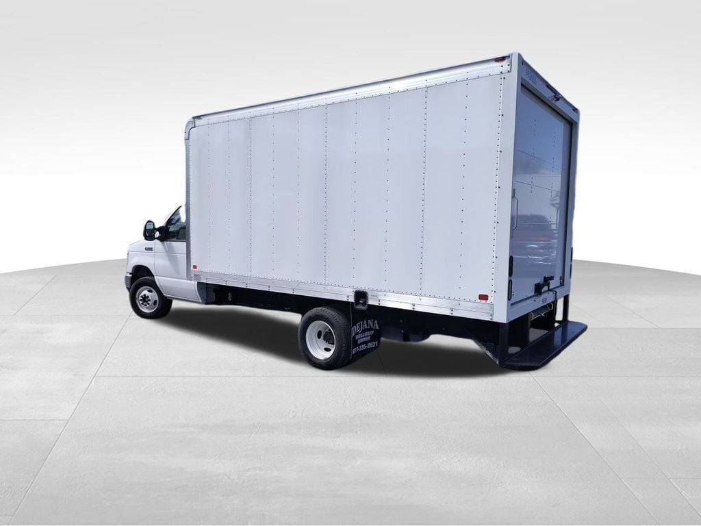 2024 Ford E-Series E-350 SD