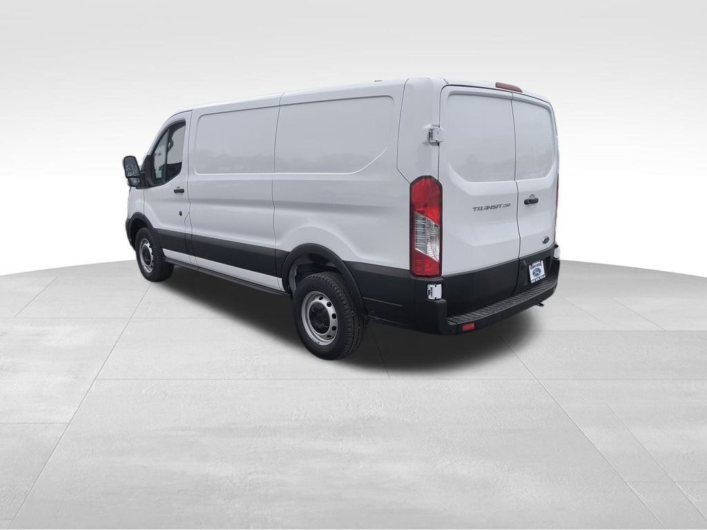 2025 Ford Transit 250