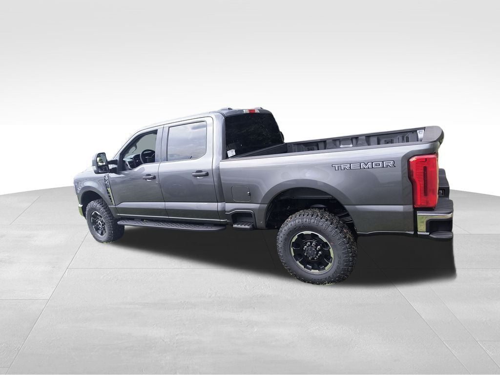 2025 Ford F-350 Super Duty XLT