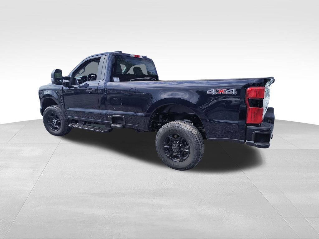 2025 Ford F-350 Super Duty XL