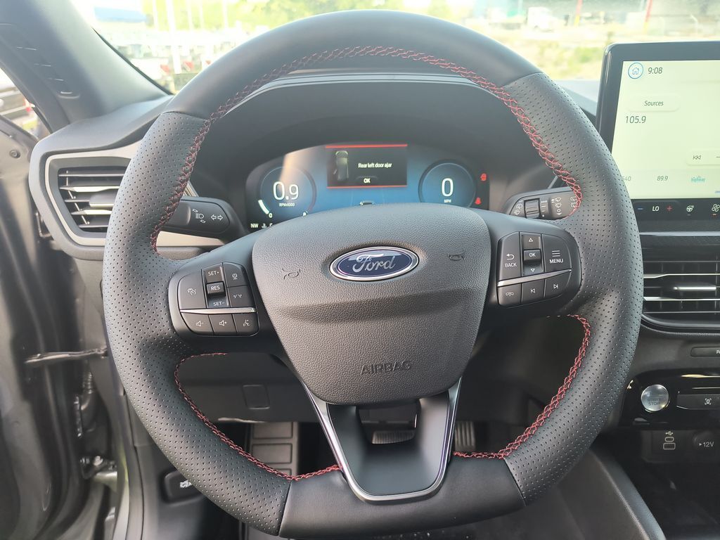 2025 Ford Escape ST-Line Elite