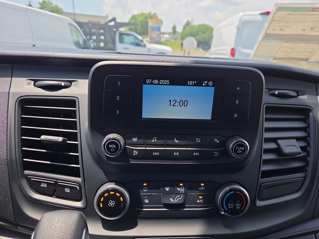2024 Ford Transit 250